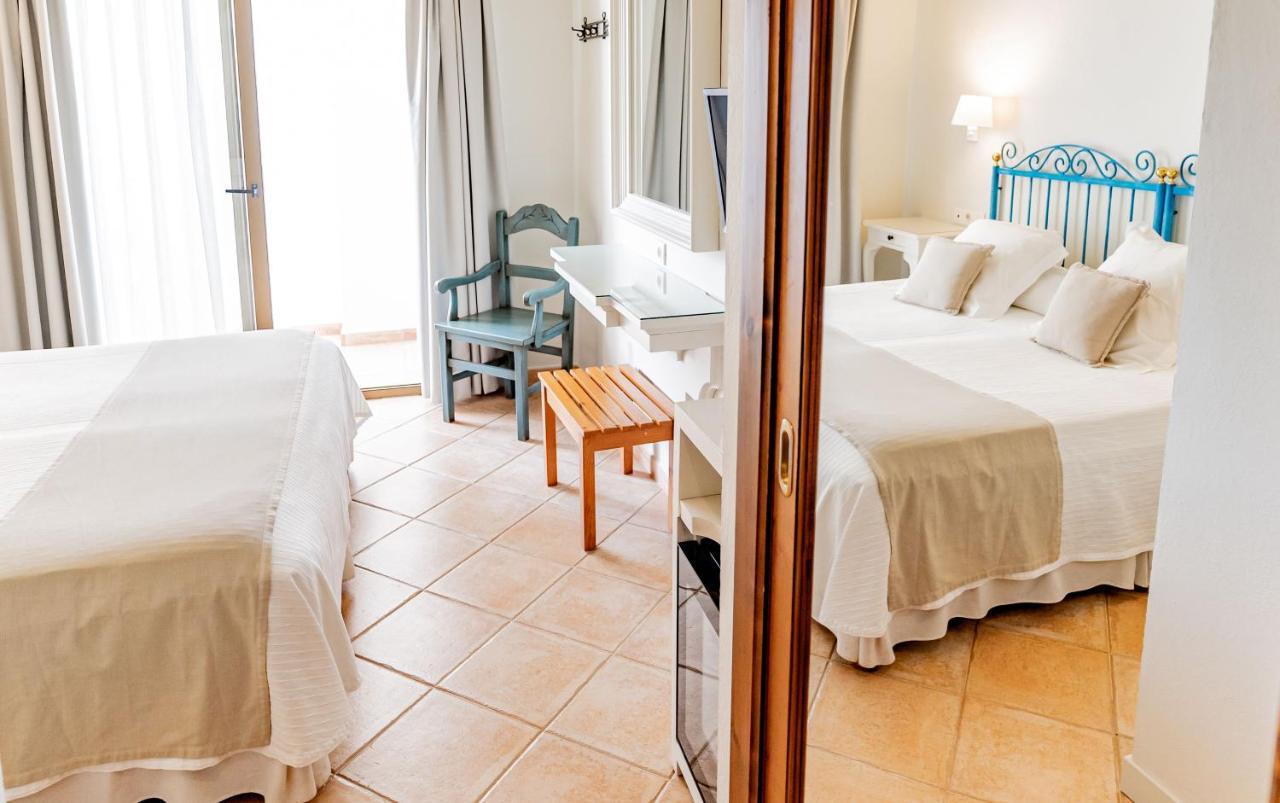 Hostal La Savina La Savina  Extérieur photo